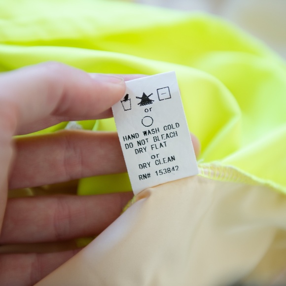 Code x Mode Funnel Neck Windbreaker Half Zip Drawstring Jacket in Nude & Neon - Picture 11 of 11